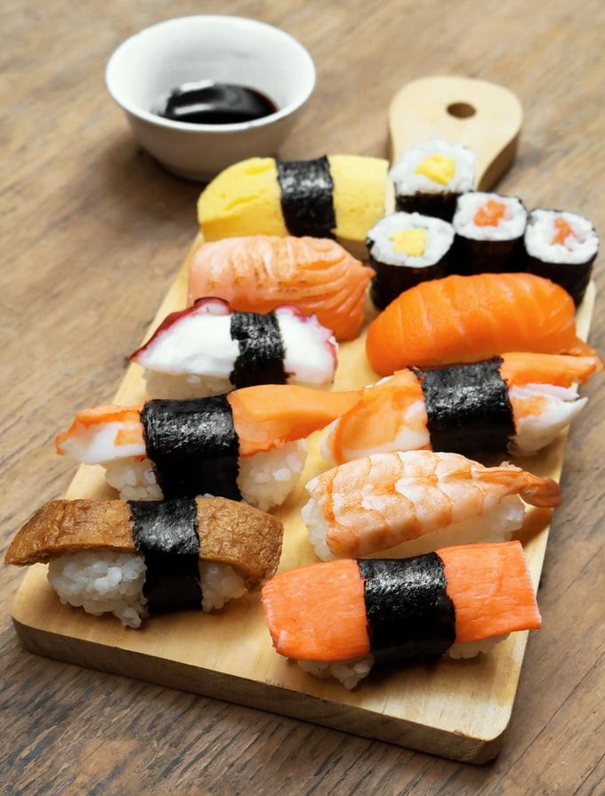 tránh cắn đôi sushi tránh cắn đôi sushi